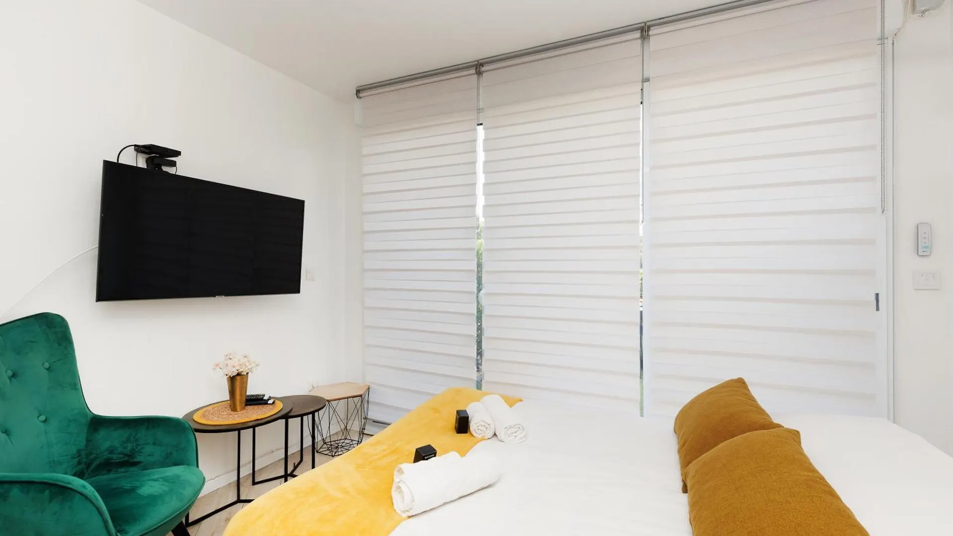 Le Nautic Yourhosthelper Saint-Raphael  Apartment